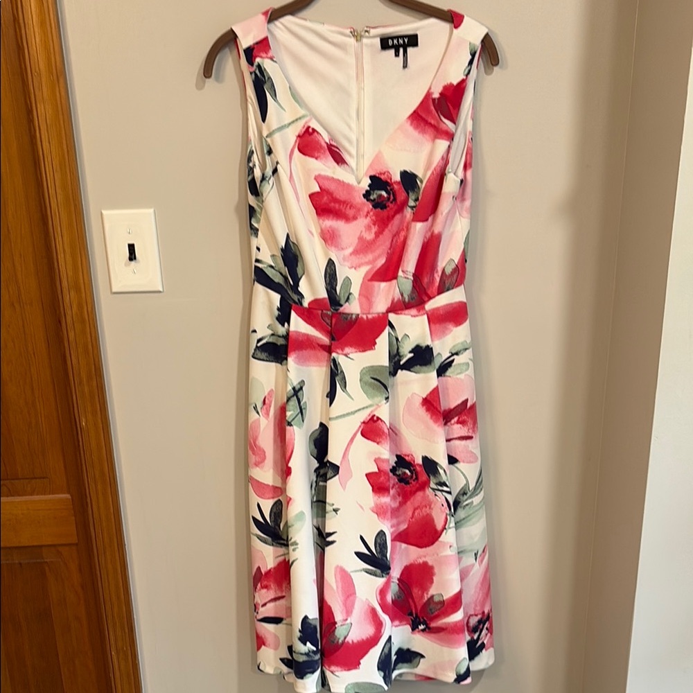 DKNY Pink and White Floral Print Sleeveless V-Neck Fit & Flare Midi Dress